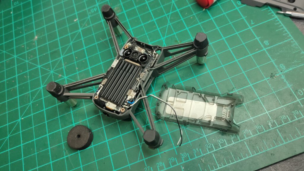 Empresa de reparación de drones en Madrid. Técnicos especializados, presupuesto sin compromiso y prueba de vuelo. ¡Solicita ya tu valoración!